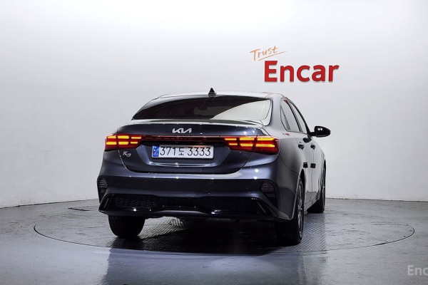 2022 Kia K3 с пробегом 100 074 км