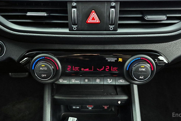 2022 Kia K3 с пробегом 83 936 км