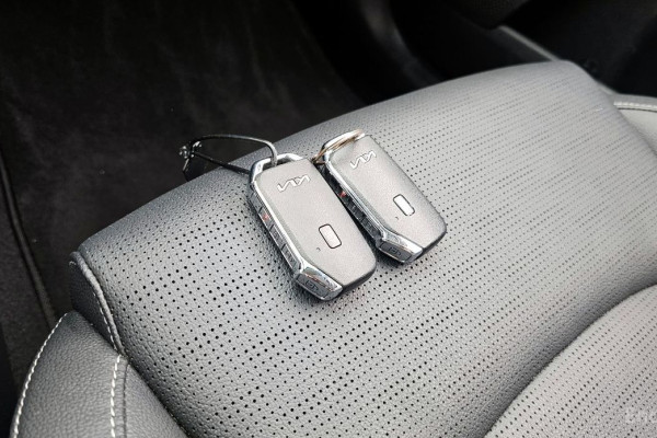 2022 Kia K3 с пробегом 83 936 км