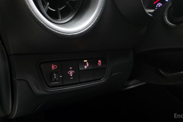 2021 Kia K3 с пробегом 79 233 км