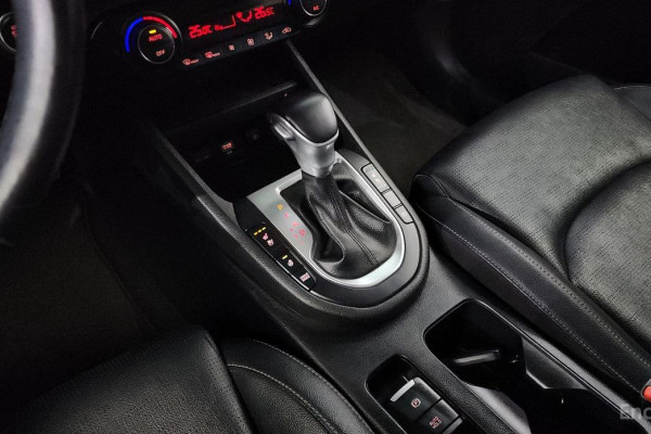 2022 Kia K3 с пробегом 100 074 км