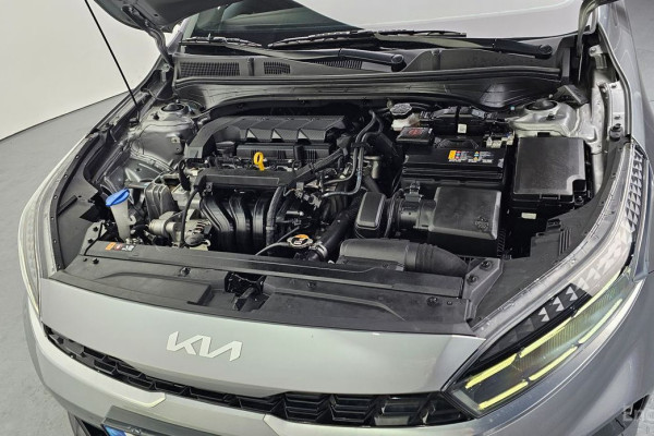 2022 Kia K3 с пробегом 32 442 км