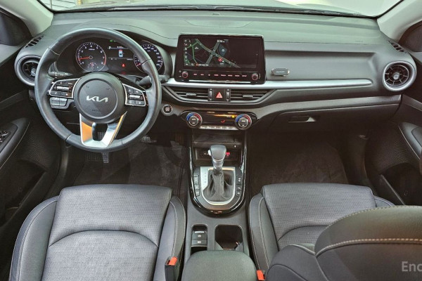 2022 Kia K3 с пробегом 32 442 км