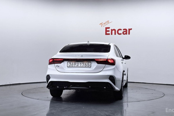 2021 Kia K3 с пробегом 62 655 км