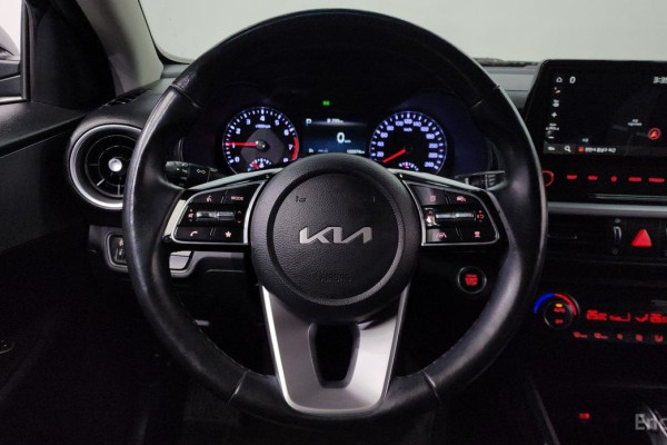 2022 Kia K3 с пробегом 100 074 км