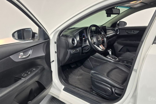 2021 Kia K3 с пробегом 67 202 км