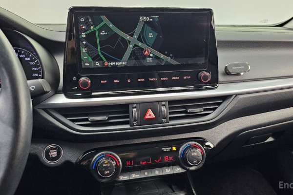 2022 Kia K3 с пробегом 32 442 км