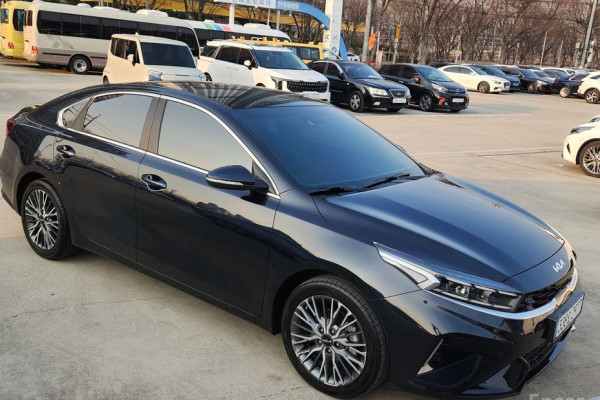 2021 Kia K3 с пробегом 64 727 км