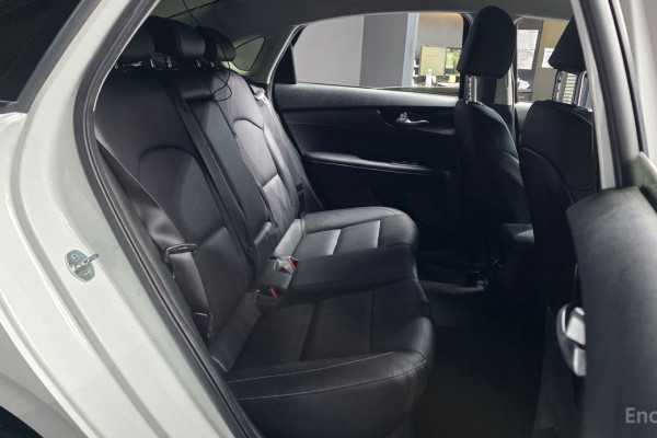 2022 Kia K3 с пробегом 71 770 км