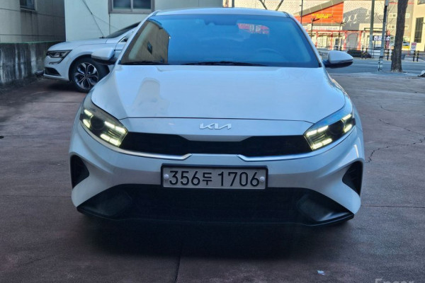 2022 Kia K3 с пробегом 39 973 км