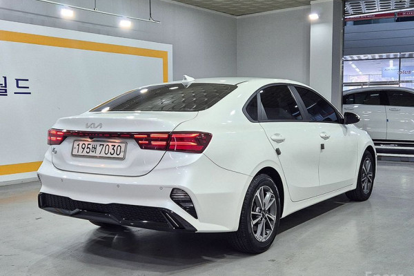 2021 Kia K3 с пробегом 67 047 км