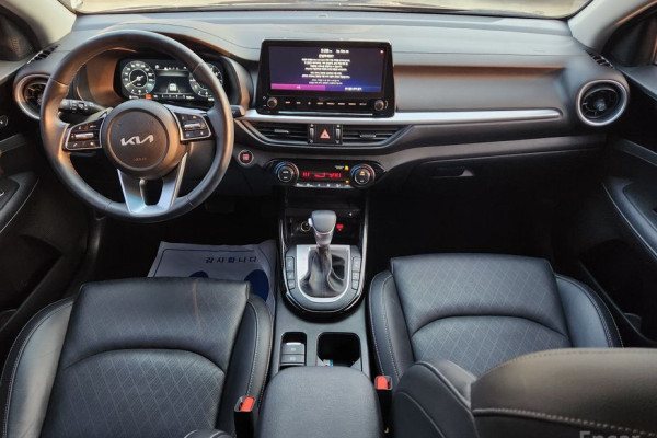 2021 Kia K3 с пробегом 64 727 км