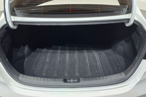 2021 Kia K3 с пробегом 67 202 км