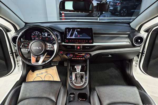 2021 Kia K3 с пробегом 67 047 км