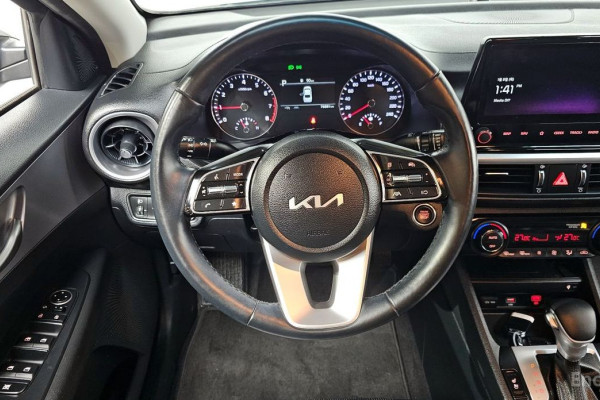 2021 Kia K3 с пробегом 76 881 км