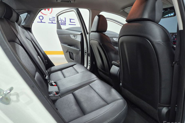 2021 Kia K3 с пробегом 67 047 км