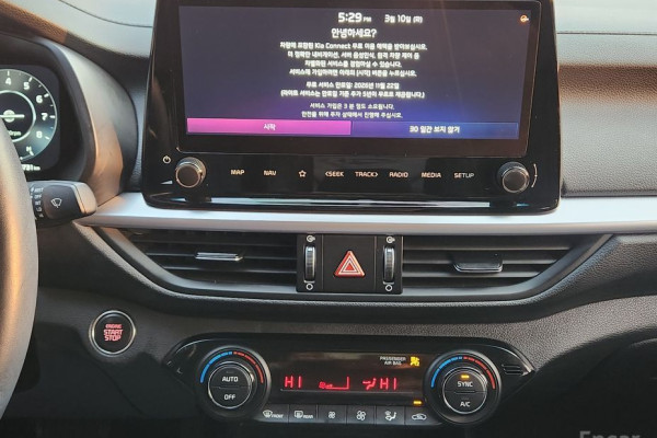 2021 Kia K3 с пробегом 64 727 км