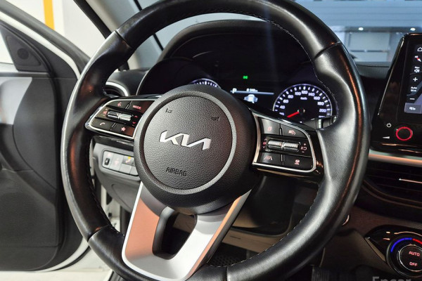2021 Kia K3 с пробегом 67 047 км