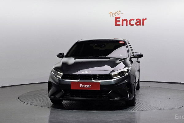 2022 Kia K3 с пробегом 43 698 км