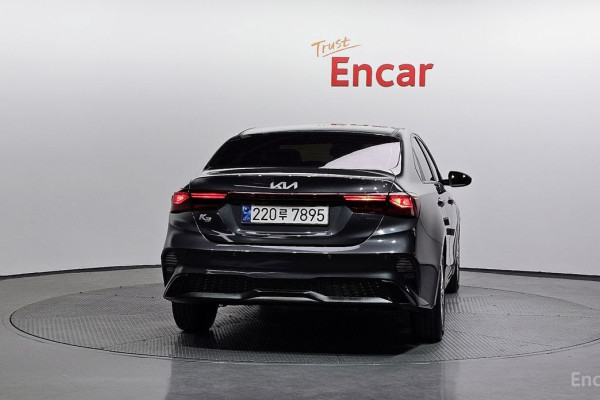 2022 Kia K3 с пробегом 43 698 км