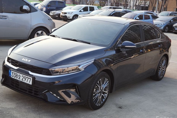 2021 Kia K3 с пробегом 64 727 км