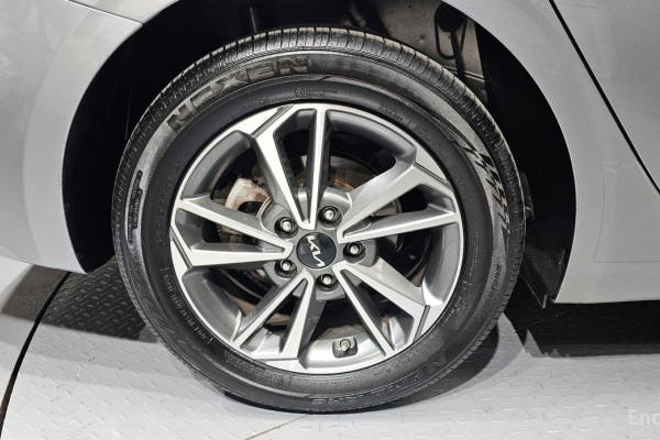 2021 Kia K3 с пробегом 99 523 км