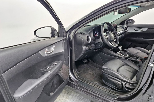 2021 Kia K3 с пробегом 131 157 км