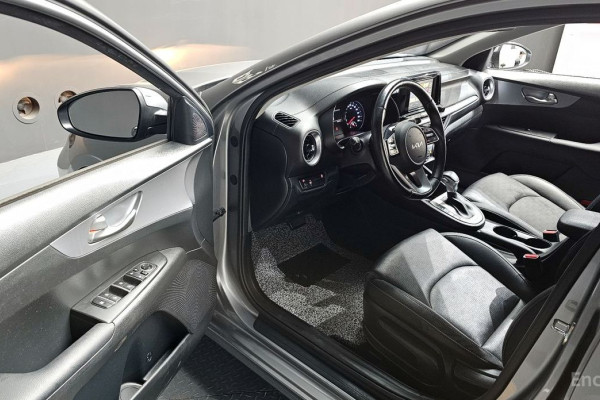 2021 Kia K3 с пробегом 99 523 км