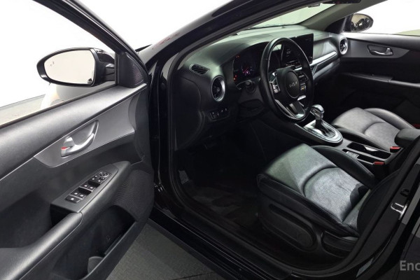 2022 Kia K3 с пробегом 109 241 км