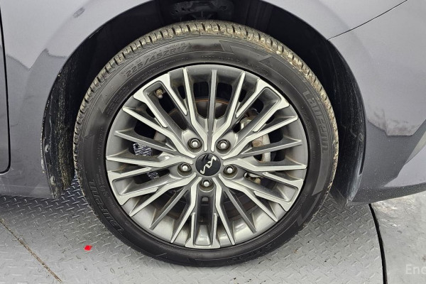 2021 Kia K3 с пробегом 109 057 км