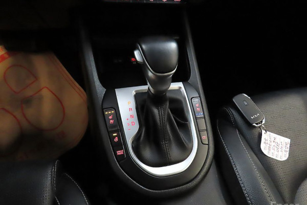 2021 Kia K3 с пробегом 111 396 км