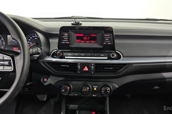 2022 Kia K3 с пробегом 43 698 км