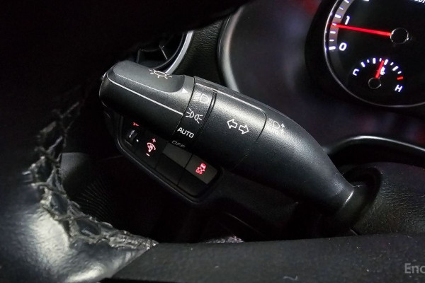 2021 Kia K3 с пробегом 99 523 км