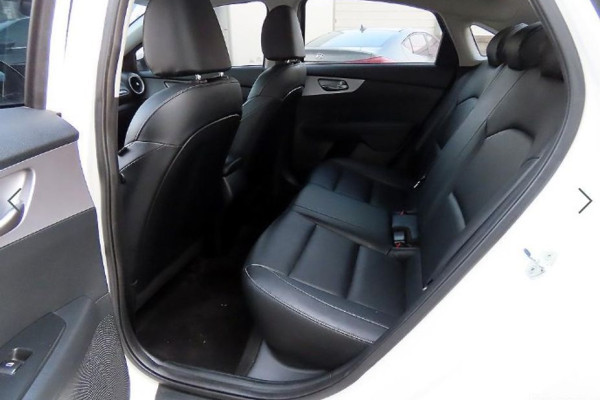 2021 Kia K3 с пробегом 68 247 км