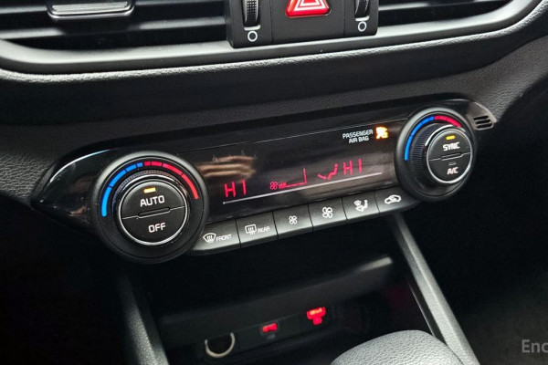 2021 Kia K3 с пробегом 66 594 км