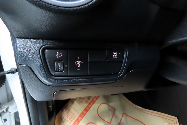 2021 Kia K3 с пробегом 111 396 км