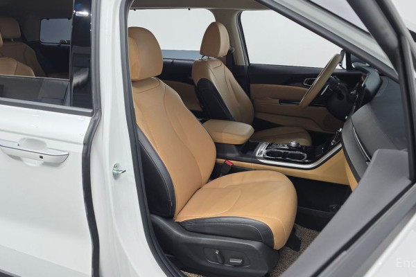 2021 Kia Carnival с пробегом 53 918 км