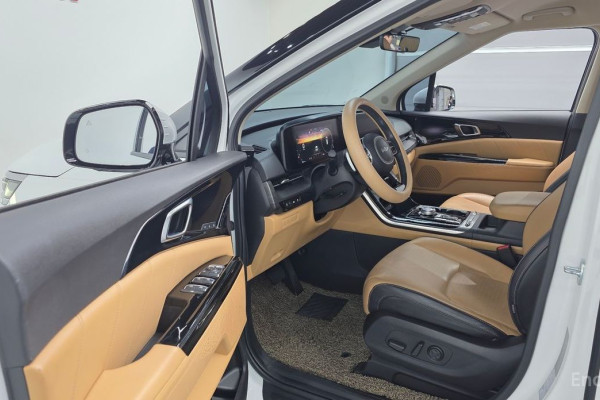 2021 Kia Carnival с пробегом 53 918 км