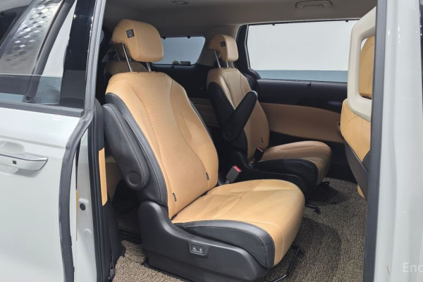 2021 Kia Carnival с пробегом 53 918 км