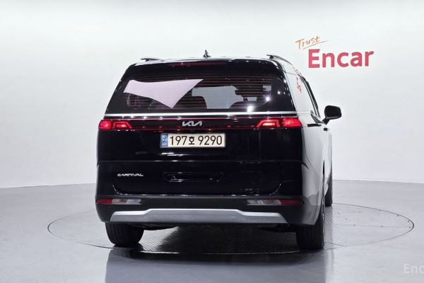 2022 Kia Carnival с пробегом 50 754 км