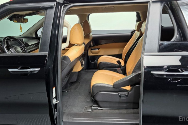 2022 Kia Carnival с пробегом 50 754 км