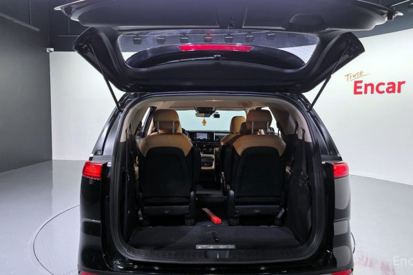 2022 Kia Carnival с пробегом 50 754 км