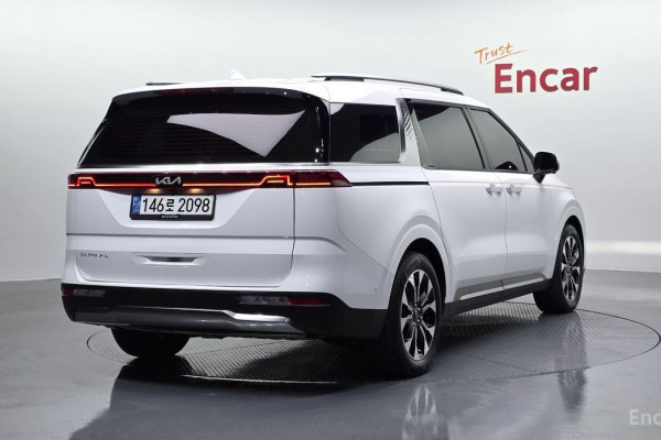 2022 Kia Carnival с пробегом 56 644 км