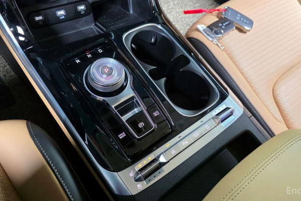 2022 Kia Carnival с пробегом 56 644 км