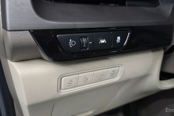 2021 Kia Carnival с пробегом 57 035 км