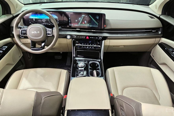 2022 Kia Carnival с пробегом 54 799 км