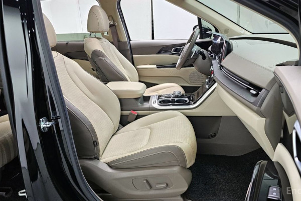 2022 Kia Carnival с пробегом 54 799 км