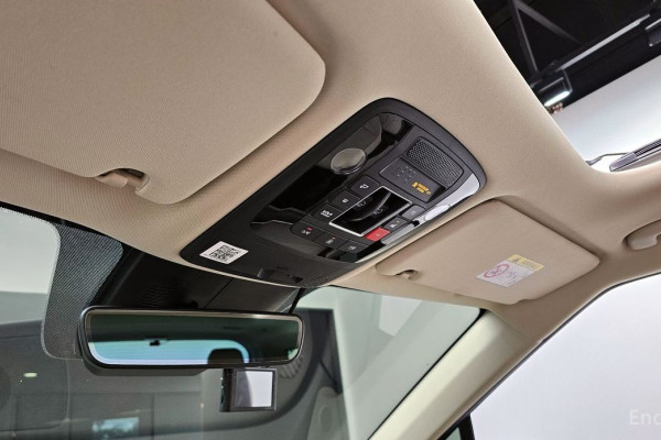 2022 Kia Carnival с пробегом 54 799 км