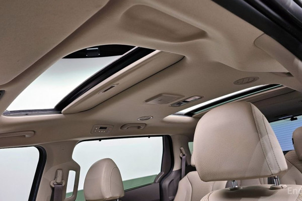 2022 Kia Carnival с пробегом 54 799 км