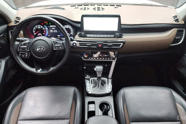 2021 Kia Seltos с пробегом 99 821 км